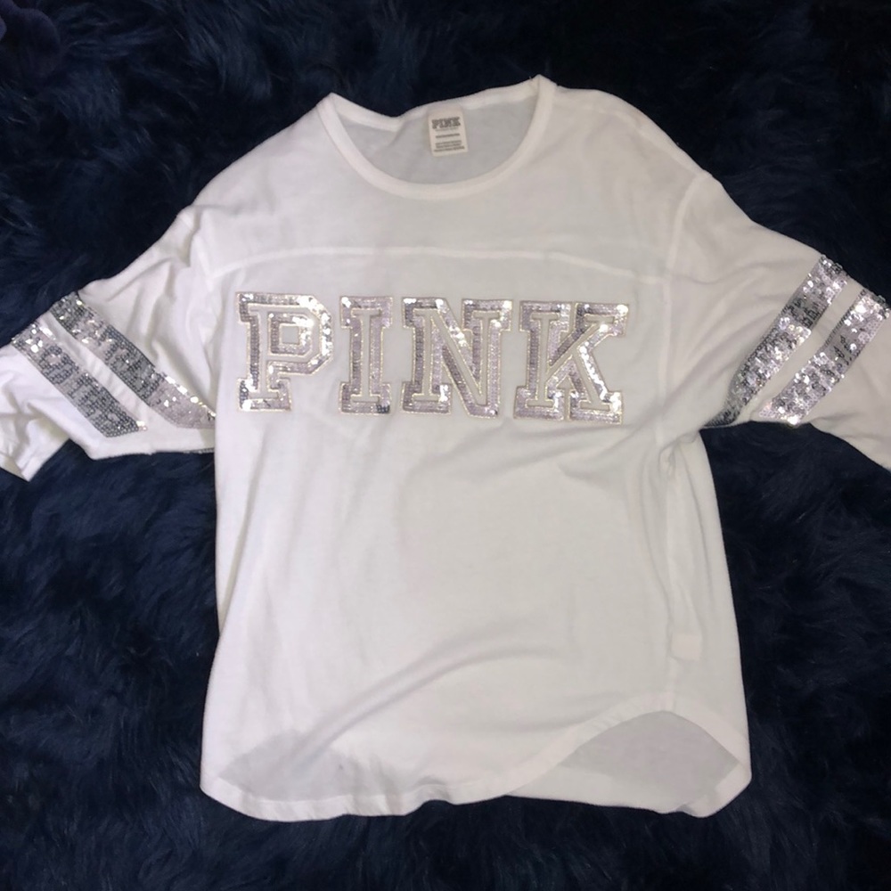 Pink medium sleeve shirt